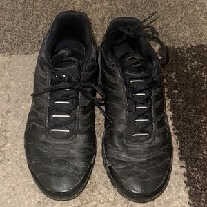 Men's Nike  air max plus Black Athletic Shoes